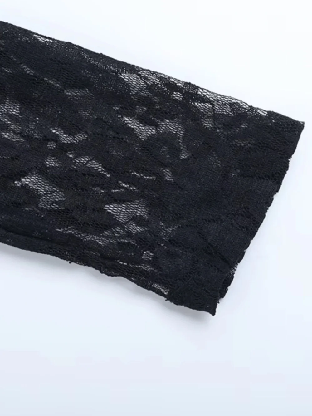 LACE TOP🖤 - Picture 5 of 5